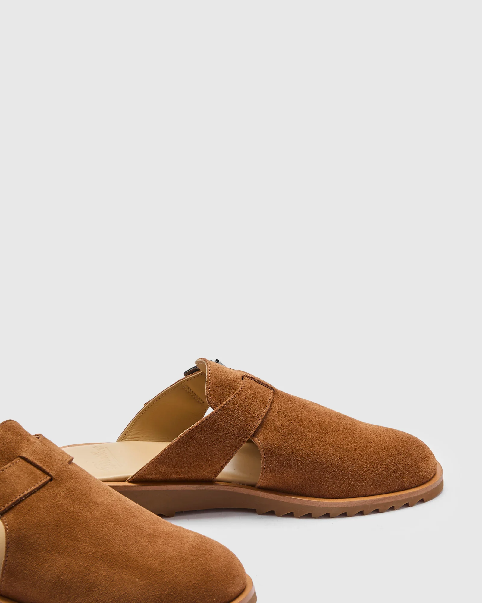 Athenes Mule in Velours Cognac - Image 4