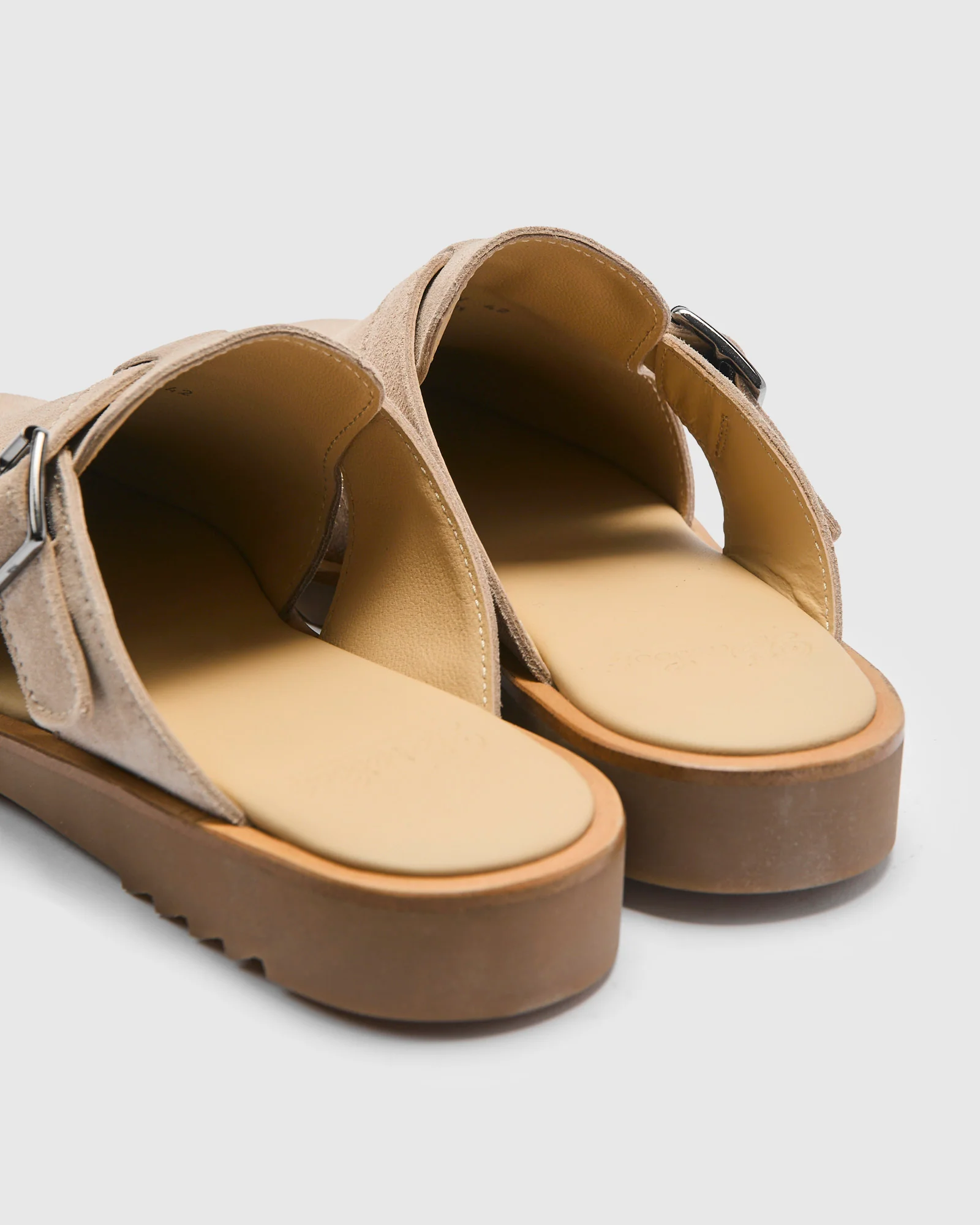 Athenes Mule in Velours Gres - Image 5