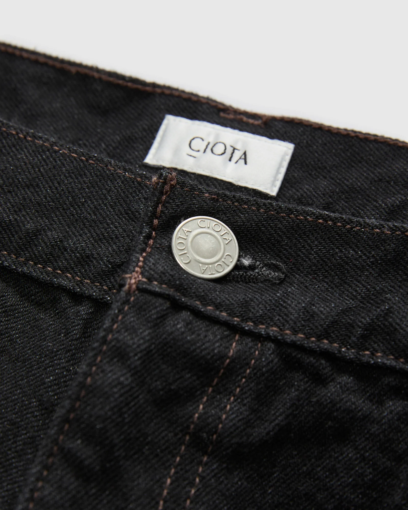 Baggy 5 Pocket Selvedge Denim Pants in Rinse Black - Image 5