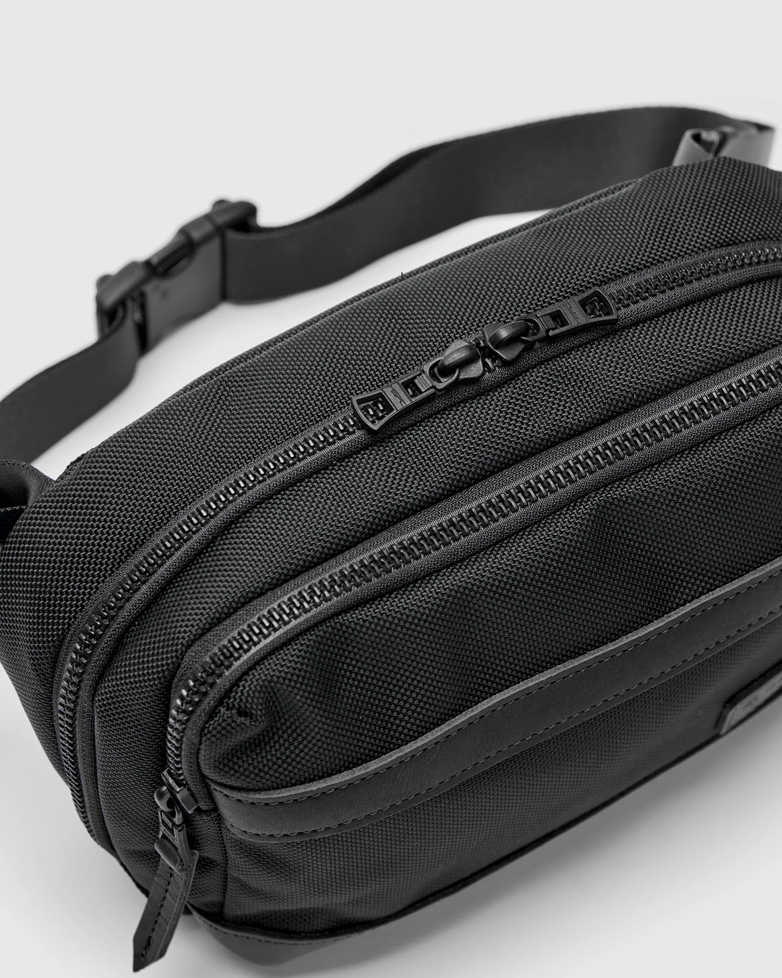 Explorer Sling Bag in Black - Image 5