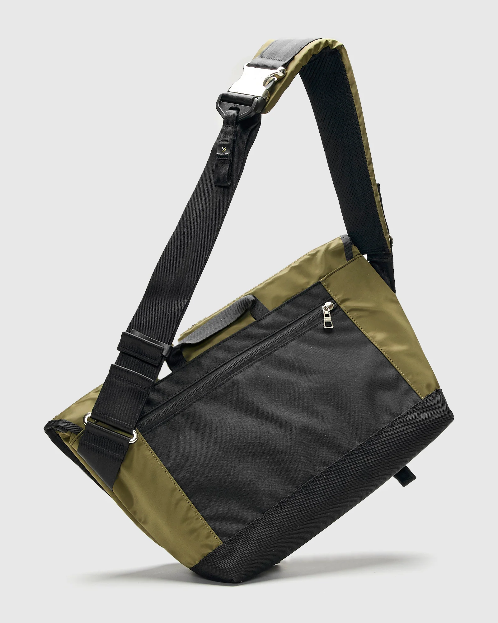 Lightning V2 Messenger Bag in Khaki - Image 3