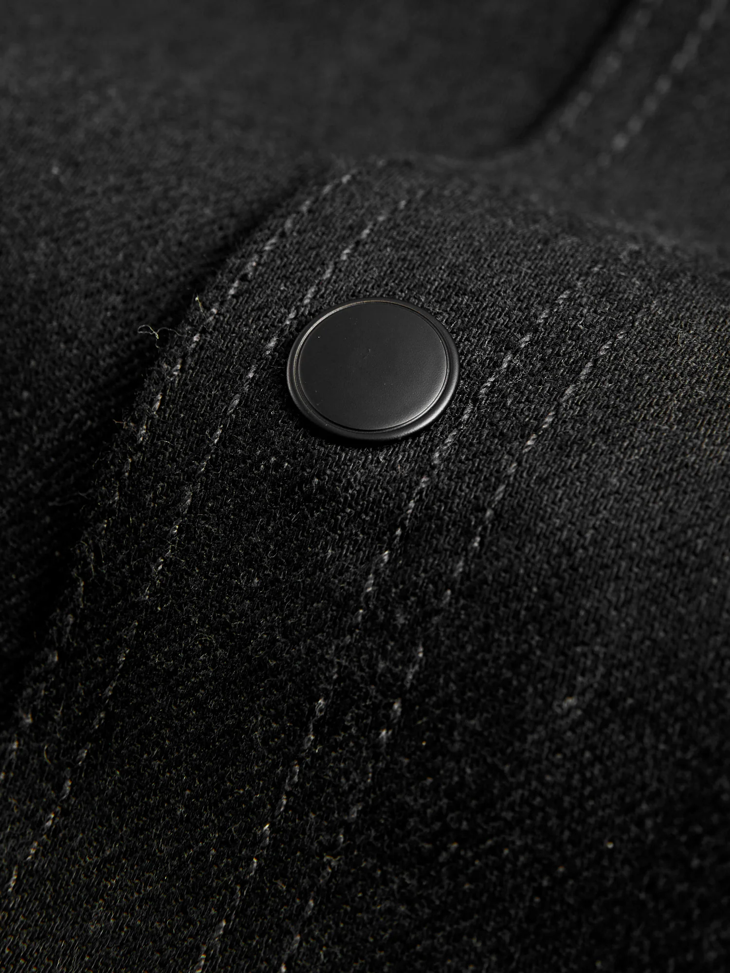 Service Shirt in Stealth - Image 5