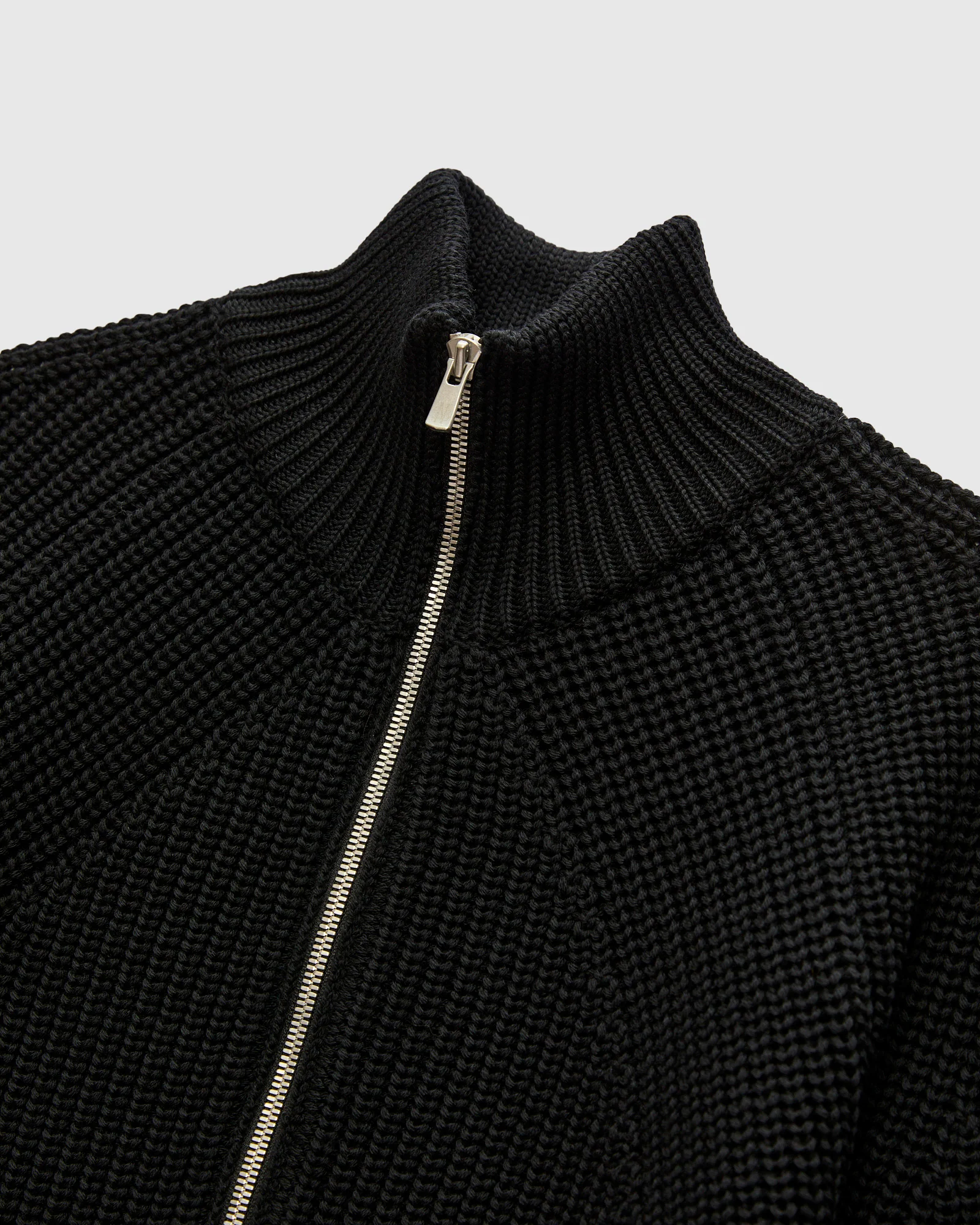 Signature Knit Wool Drivers Zip in Black - Image 4