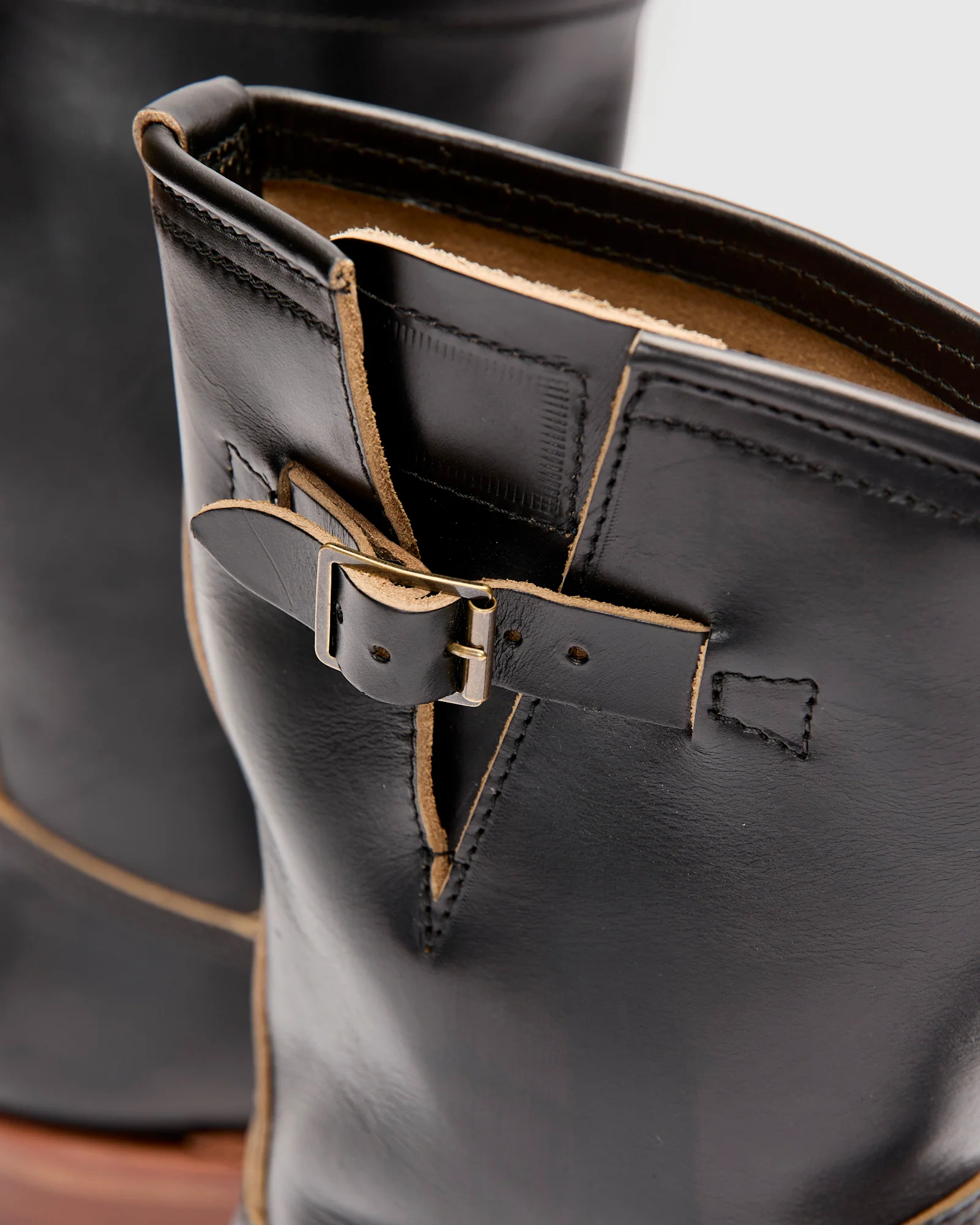 Wabash Engineer Boot in Horween Chromexcel Black - Image 9